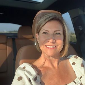 Meet your Posher, Sheila